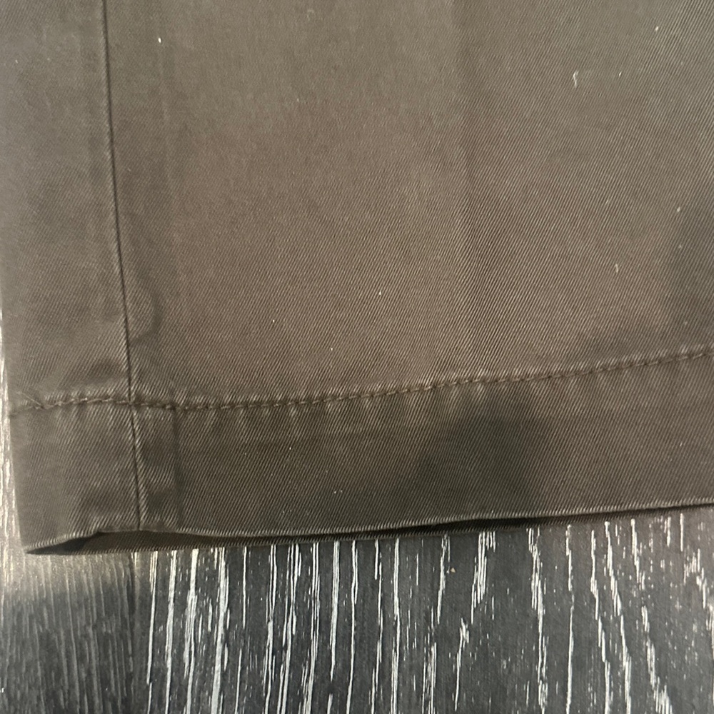 Banana Republic Men's green Chinos - Picture 2 of 11